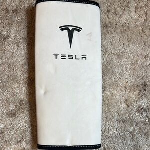 🍍 Tesla Armrest Box Leather Protective Cover For Model 3 & Y-White🍍